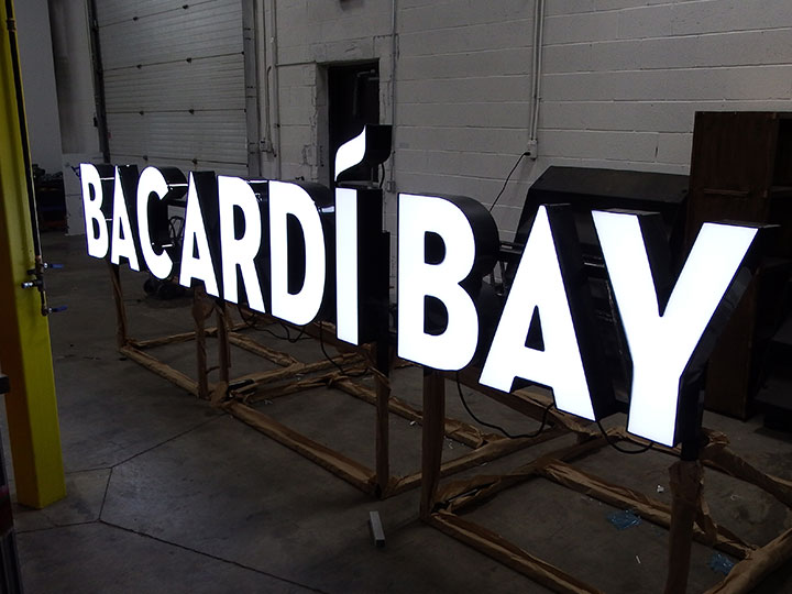 featured-Bacardi-Trussing-Bar